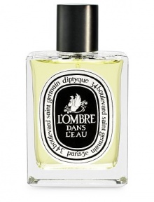 L'Ombre dans l'Eau is a delicious, appealing floral-fresh fragrance through the extreme purity of its ingredients and exceptional naturalness. The very botanical, very green sap of the blackcurrant leaves is fused with bergamot and mandarin to temper the leaf note.Fresh, crisp Damask roses flourish, as heady as the roses that smell so wonderful in gardens and arouse the senses. The floral bouquet takes on delicate persistence and roundness with a bottom note of ambergris and musk. 