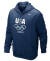 Take your Team USA support to the next level with this Nike hoodie that features Therma-FIT technology for maximum comfort.