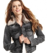 A removable faux-fur trim lends upscale versatility to a classic street layer: the denim jacket! From Jessica Simpson.