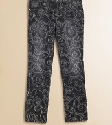 Crafted in a stylish skinny silhouette with floral detailing and back pocket logo.Front button closureWaistband with belt loopsZip flyFive-pocket style98% cotton/2% elastaneMachine washImported