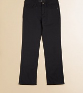 Modern basics with the five-pocket styling, straight-leg silhouette and a little stretch for a comfortable fit.Front button closureWaistband with belt loopsZip flyFive-pocket styleCottonMachine washImported