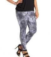 INC adds a cool tie-dye print to plus size leggings for a cool take on a wardrobe staple.