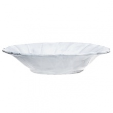 Handmade from Venetian terra marrone, or brown clay, this wonderfully sculpted bowl is perfectly sized for serving pasta or vegetables.