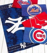 Hit one out of the park. This soft cotton Major League Baseball beach towel brings team spirit to the shore with signature team graphics and colors.