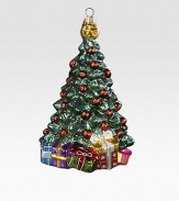An exquisite ornament created by skilled artisans who capture all the charm of the family Christmas tree in a delicate, timeless glass design. Painted, glittered glass 7 high Made in Poland 