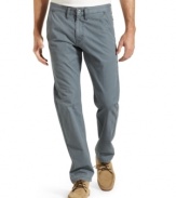 Classic 505 design in cool trouser styling. No matter what time of day it is, these straight-legged Levi's pants always look good. (Clearance)