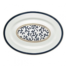 An Alberto Pinto creation for Raynaud, with every piece carefully studied, each one bearing its own story. The organic, branch-like Cristobal pattern makes for splendid contemporary and formal table settings.