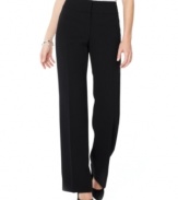 These straight-leg pants offer a streamlined silhouette that works with almost anything in your nine-to-five wardrobe and pairs easily with other pieces from Kasper's collection of suiting separates.