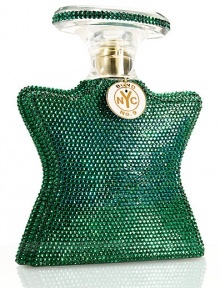 Named after New York's hottest gallery district, where fresh food and flowers abound, Chelsea Flowers is for the energetic ingenue with an outrageous mixture of styles. It's an exuberant bouquet of peonies, tulips, hyacinth, magnolia and rose surrounded by musk, sandalwood, vetiver and tree moss. In a falcon made with CRYSTALLIZED - Swarovski Elements. A feminine scent perfect for her. 1.7 oz. 