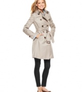 A classic spring coat, this lightweight London Fog petite trench is perfect for looking chic while staying dry -- an everyday value!