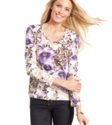 Karen Scott puts a refreshing floral print on this petite long-sleeve top. Pair with your favorite trousers for a versatile look.