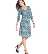Elementz's petite B-Slim dress features a versatile print and built-in slimming lining for a smooth silhouette.