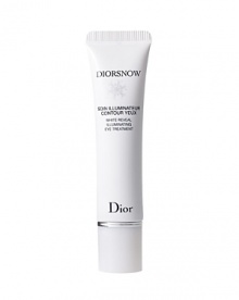 Dior Diorsnow White Reveal Illuminating Eye Treatment is a moisturizing and brightening eye treatment that visibly reduces all areas of shadow around eyes (dark circles and puffiness) by helping to boost mirco-circulation. The eye contour appears less puffy, smoothed and brightened. Your eyes light up with a new sparkle.