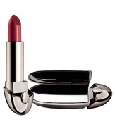 Rouge G de Guerlain Le Brillant invents chic shine. With the original creamy texture of its predecessor, Rouge G Le Brillant adds a lighter, shinier finish for exceptional long-lasting sheen. Ideal shine that claims its place as your best ally in all situations. 
