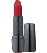A modern take on a classic texture. Ultra-luxe and long-lasting, this lip color delivers all the benefits of a glamorous matte look without the unappealing chalkiness. The credit goes to the innovative formula featuring Lancôme's Color Seal Complex, a combination of light-diffusing, mattifying and comforting agents that drench lips in high-impact, stay-true color that lasts all day and night. No fear of feathering, fading or drying-out. Each rich shade glides on effortlessly for lips that feel soft and moist and look amazingly matte.