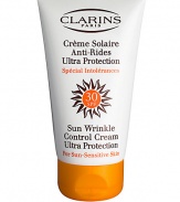 Ideal protection for sun-sensitive skin or skin exposed to intense sunlight. Provides reinforced sun protection (heat-resistant UVA/UVB filters) and promotes a more even tan. Protects against dehydration and helps prevent visible signs of premature skin aging. 4.4 oz. 