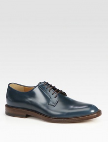Cezanne lace-up derby in night peacock leather.Leather soleMade in Italy