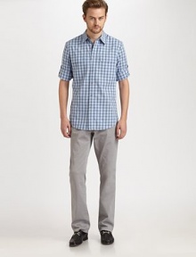 Utility and military details define this classic printed woven with double chest pockets and sleeve tabs for rolling.ButtonfrontChest flap pocketsButtoned sleeve tabsCottonDry cleanImported