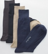 Start your workweek with a touch of luxury. These sleek ribbed socks from Perry Ellis exude handsome sophistication.