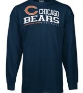 With a winning season on the horizon, suit up in this classic logo t shirt from Reebok and cheer on the Bears to victory.