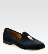 Refined velvet slipper with grosgrain trim.Padded insoleLeather soleMade in Italy