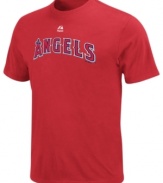Team up! Get into the spirit of the season by supporting your Los Angeles Angels with this MLB t-shirt from Majestic.
