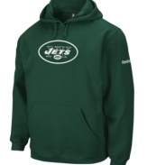 Take a page from your favorite team's playbook and toss on this New York Jets fleece sweatshirt when you're heading to the game. (Clearance)