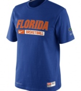 Be a part of the wave-help keep team spirit up with this Florida Gators NCAA basketball t-shirt from Nike.