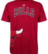 Go big or go home-show off your swell of Chicago Bulls pride in this NBA graphic t-shirt from adidas.