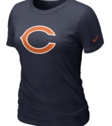 Team player. Show support for your favorite football team in this Chicago Bears NFL t-shirt from Nike.