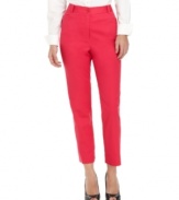 These vibrant capris from Jones New York Signature feature a slim fit and flattering cropped leg. Pair them with a crisp shirt for a look that never goes out of style!