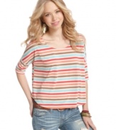 Score the perfect day look with this crop top from American Rag – a comfy pick for colorful style!