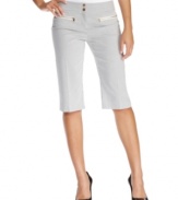 Perfect for a summer prep look, these striped Alfani capris pants are stylish warm-weather pick!