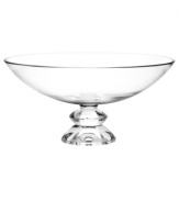 Altogether elegant in fine crystal, the Orient bowl by Vera Wang balances a simply luminous vessel and base with bold faceted cuts reminiscent of the designer's classic bridal jewelry.