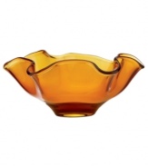 Fresh and elegant, this Lenox Organics bowl is crafted of heavy crystal with a playful ruffled edge. A warm amber hue adds to its allure, making a stylish impact on any space.