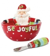 Get wrapped up in the joy of the season with a bowl featuring one especially jolly Santa. With whimsical sculpted detail in his face, scarf and even on the spreading knife, this Fitz and Floyd set is bursting with holiday cheer.