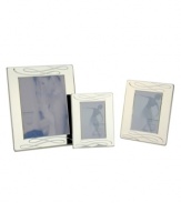 Like the time-honored techniques of classical ballet, Ballet Ribbon couples the purity and harmony of design with grace and elegance. 8x10 frame shown left.