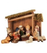 Display proudly this Child nativity scene, a unique representation of the birth of Baby Jesus, to remind friends and family of the true miracle of Christmas.