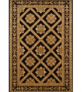 Inspired by intricate details of 18th and 19th century interior decor, this exquisite rug brings luxury to any living room, dining area or hallway. Hand-tufted of wool, the Maison rug offers exquisite design details and a rich, velvety pile.