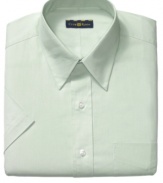 In a smooth seafoam green, this short-sleeved shirt from Club Room keeps you (and your state of mind) cool & collected.