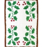 This rug lends festive charm to the bath. A cheerful holly with rich berries exude holiday spirit while the absorbent, pure cotton fabric is soft underfoot.