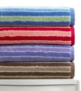 Update your bathroom in style with this Newport Stripe washcloth from Charter Club, featuring a nautical-inspired stripe design in plush cotton softness. Comes in four chic color palettes.