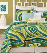 A brilliant addition! This Trina Turk Vivacious printed coverlet is bursting with color and charisma. Its bold and lively pattern exudes contemporary style.
