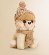 Not only does Itty Bitty Boo fit in the palm of your hand, but he's toasty and ready to brave the elements in a knit hat and scarf, just like the set he wears in the book!4 tallPolyesterSurface washRecommended for ages 1 and upImported Please note: Book sold separately. 