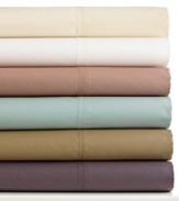 Pure luxury! This Calvin Klein Florence Stitch sheet is crafted with exceptionally soft 500-thread count pima cotton solid sateen fabric for endless comfort.