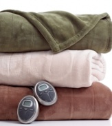 Curl up and keep warm with these Microvelvet Heated blankets from Sunbeam, featuring luxuriously soft microvelvet texture and twenty heat settings so you can find the temperature that suits you. Choose from three neutral colors.