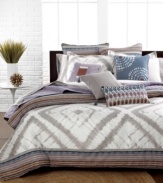A bedtime exploration! This Echo Tribal Blocks comforter set adorns your bed with a landscape of abstract designs. Earth tone hues create an inviting environment, while piped edges add extra dimension.