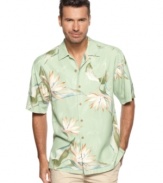 Casual doesn't mean sloppy. Add this luxurious silk shirt from Tommy Bahama to your regal tropical wardrobe.