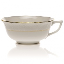 Scalloped edges and gold trim accents express a classic opulence that stands the test of time. Simple and elegant, this dinnerware collection elevates your fine table presentation. Scalloped edges and gold trim accents express a classic opulence that stands the test of time. Simple and elegant, this dinnerware collection elevates your fine table presentation.