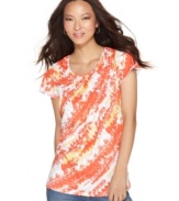 A fanciful print full of fresh-squeezed colors puts a new twist on a Style&co.'s essential basketweave-front top!